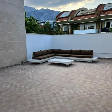Villa Nehir *