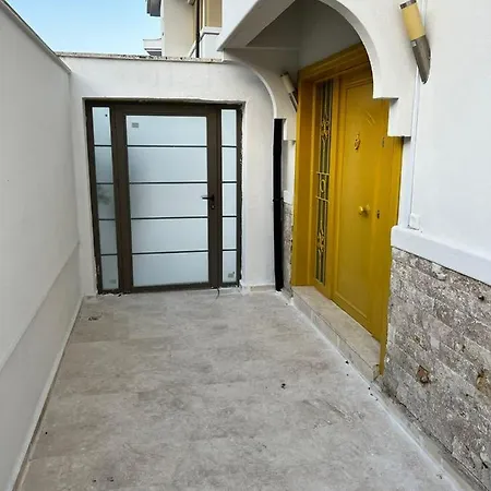 Nehir Villa